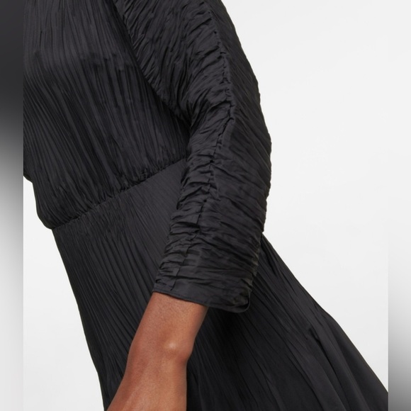 Vince Micro Pleated Black Midi Dress - Picture 12 of 15